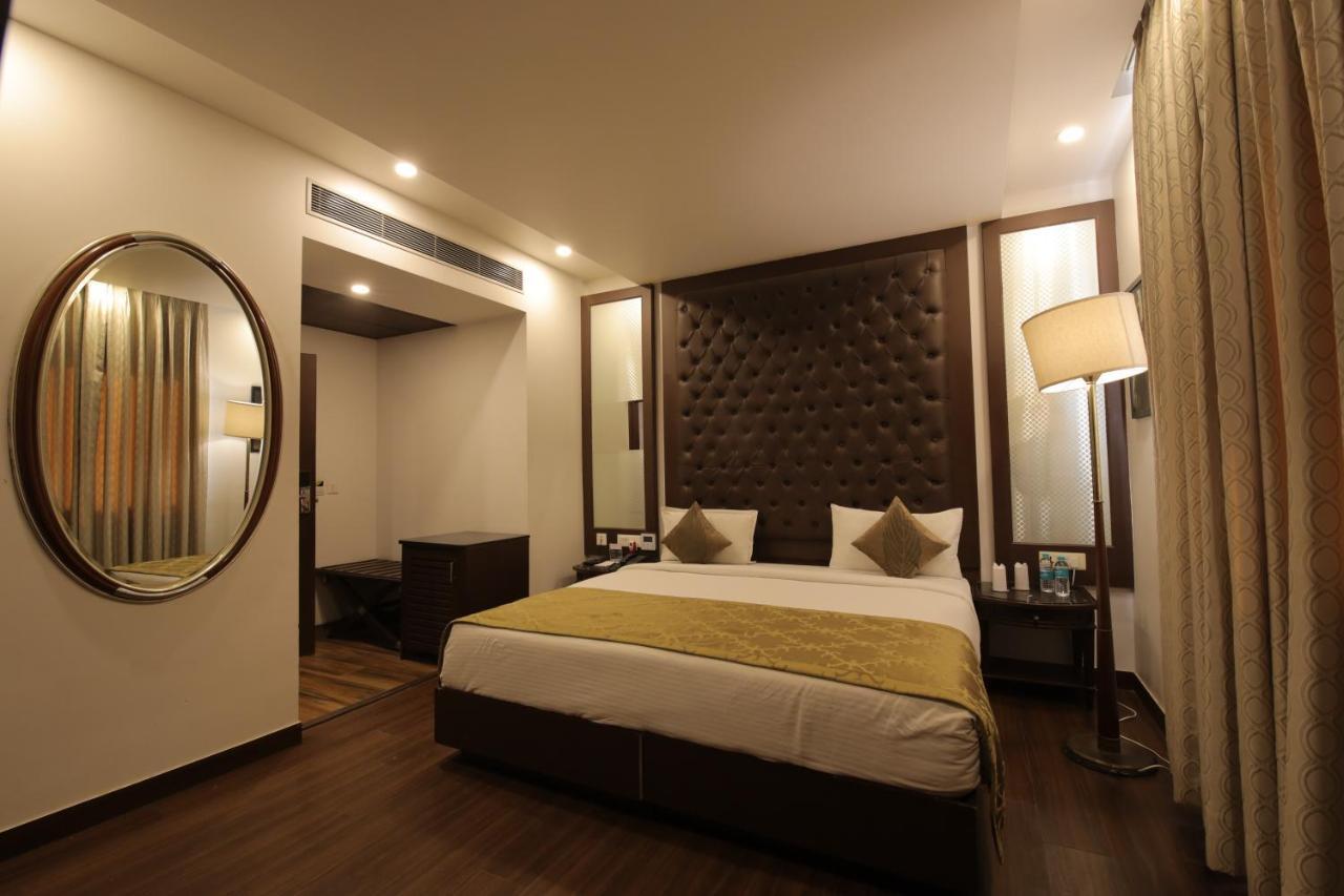 Airport Hotel Bollywood Paradise New Delhi Exterior photo